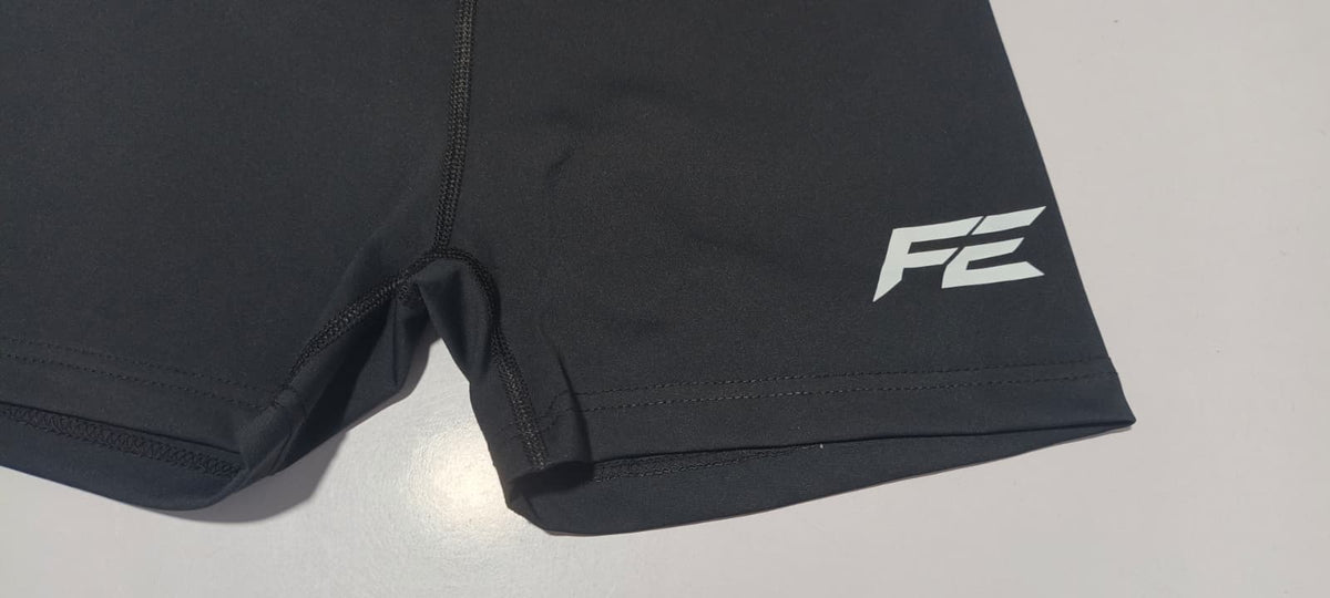 Fine Elements Fitted Shorts